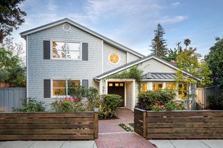 561 Orange Avenue, Los Altos, CA 94022
