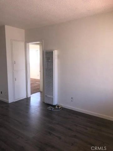 3962 Brighton Avenue, Los Angeles, CA 90062