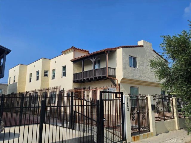 3962 Brighton Avenue, Los Angeles, CA 90062