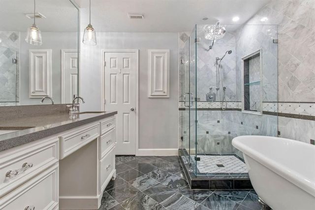 2209 Ames Street, Pearland, TX 77584