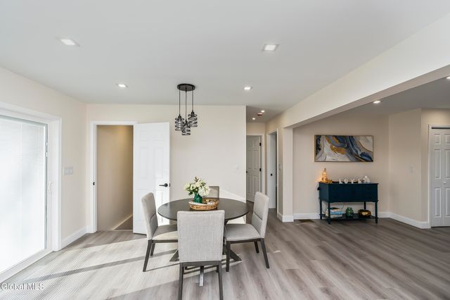 116 Woodin Road, Halfmoon, NY 12065