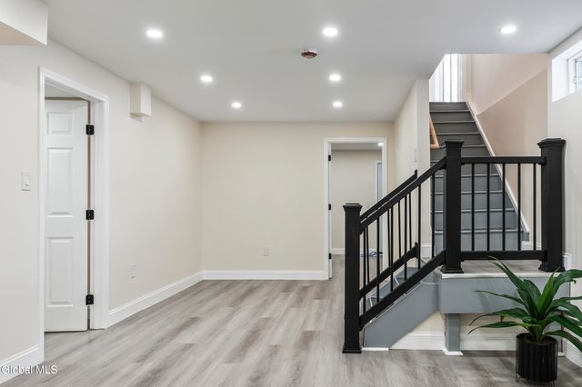 116 Woodin Road, Halfmoon, NY 12065