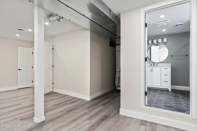 116 Woodin Road, Halfmoon, NY 12065