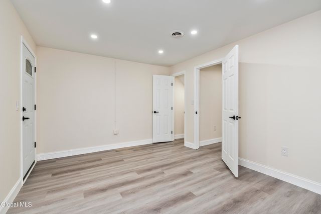 116 Woodin Road, Halfmoon, NY 12065