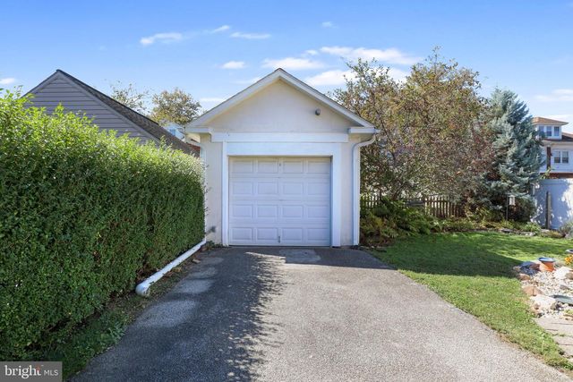 34 N VERNON ST, York, PA 17402