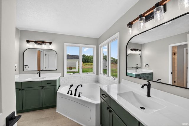 5111 Bankside Court, Mishawaka, IN 46544