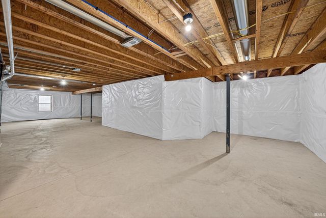 5111 Bankside Court, Mishawaka, IN 46544