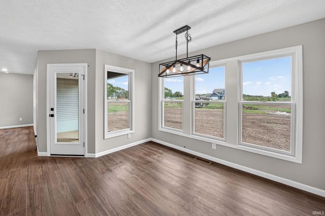 5111 Bankside Court, Mishawaka, IN 46544