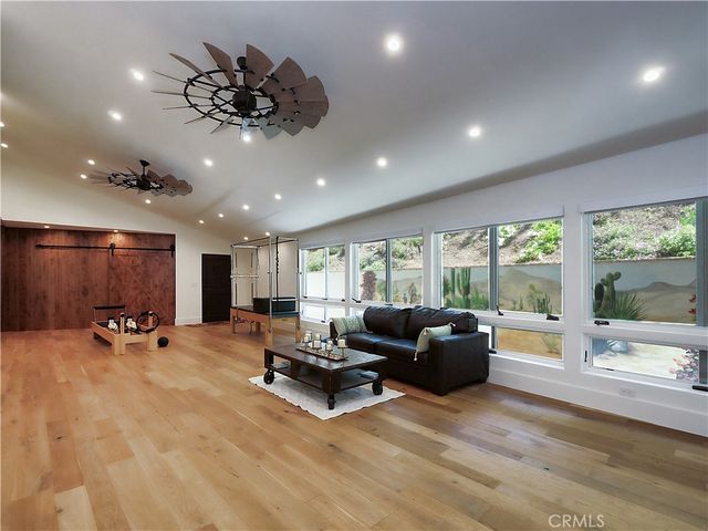 3 Poppy Trail, Rolling Hills, CA 90274