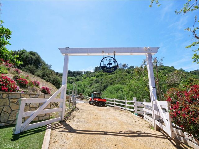 3 Poppy Trail, Rolling Hills, CA 90274