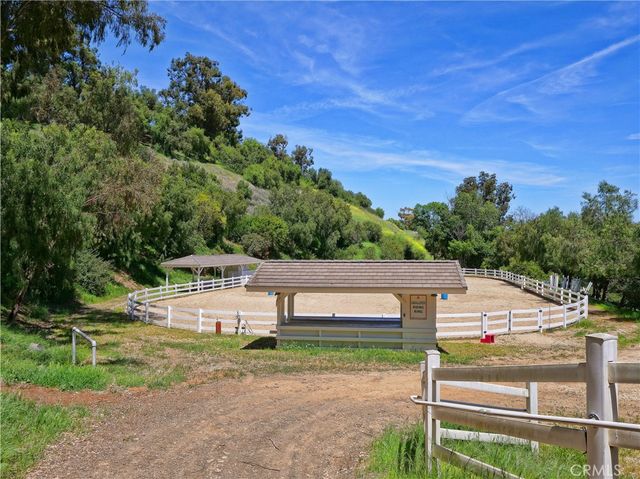 3 Poppy Trail, Rolling Hills, CA 90274