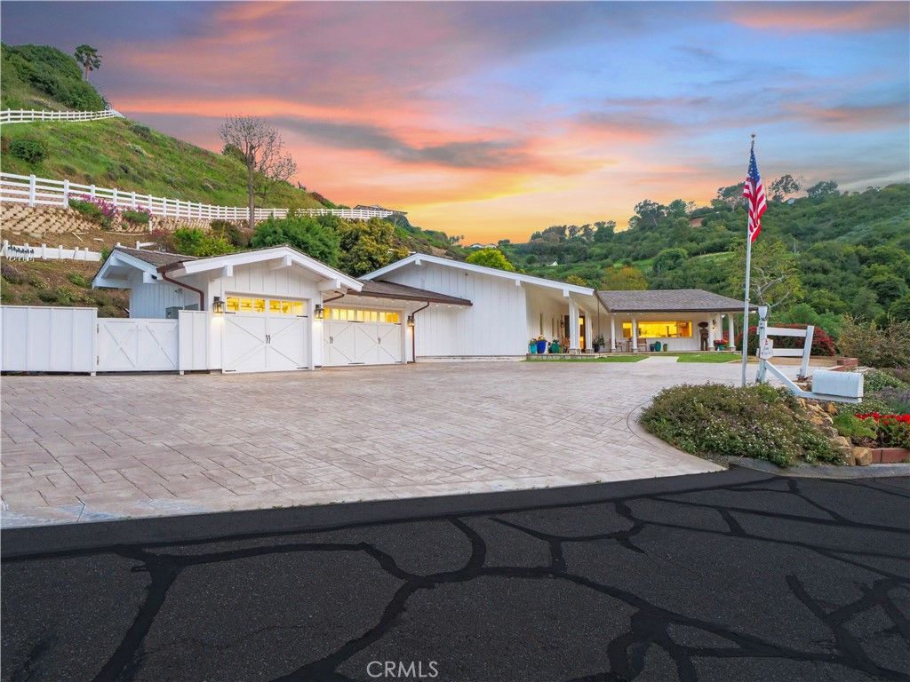 3 Poppy Trail, Rolling Hills, CA 90274