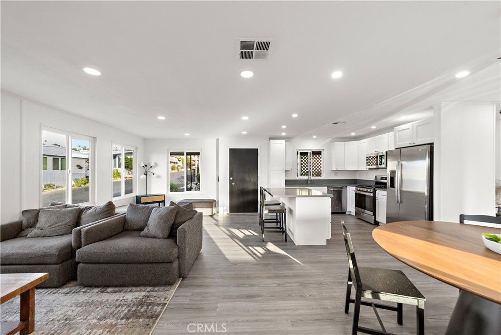 718 Sycamore Ave Space 97, Vista, CA 92083 — photo 3