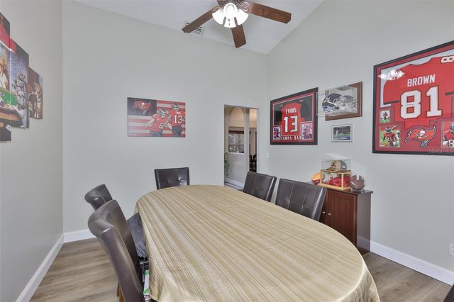 3931 APPLETREE DRIVE, Valrico, FL 33594