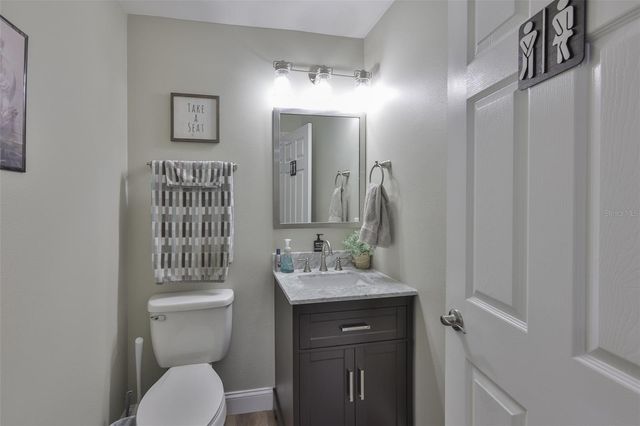 3931 APPLETREE DRIVE, Valrico, FL 33594