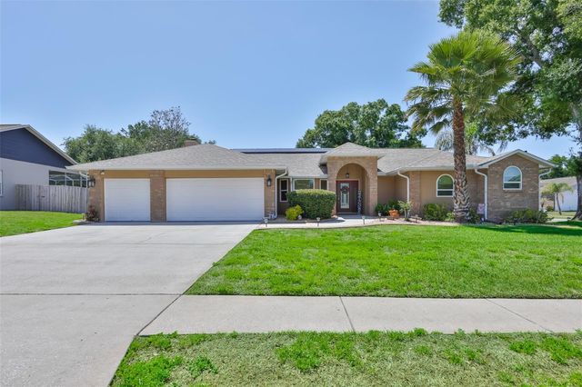 3931 APPLETREE DRIVE, Valrico, FL 33594