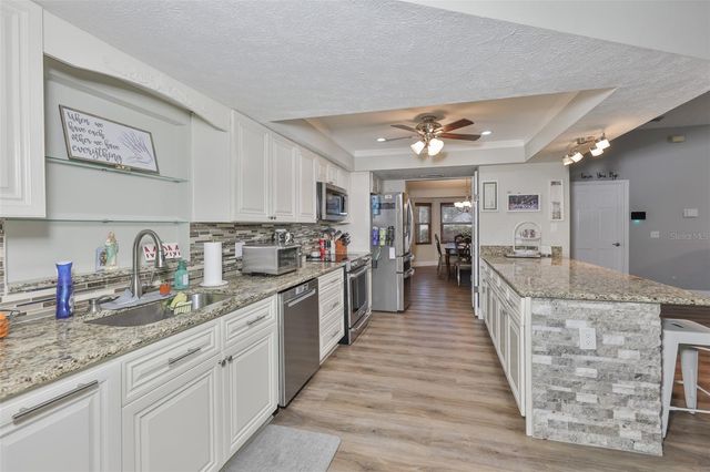 3931 APPLETREE DRIVE, Valrico, FL 33594