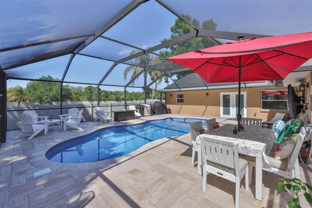 3931 APPLETREE DRIVE, Valrico, FL 33594