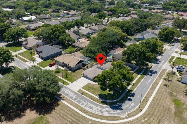 3931 APPLETREE DRIVE, Valrico, FL 33594