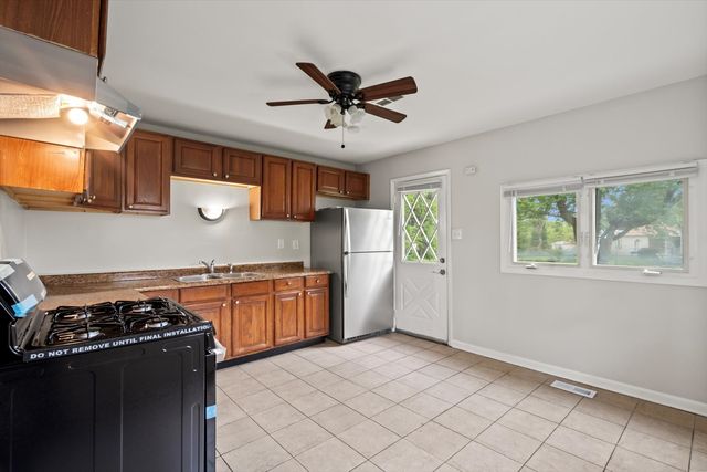 21643 MERRILL Avenue, Sauk Village, IL 60411
