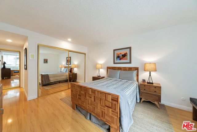 5650 Sumner Way 104, Culver City, CA 90230