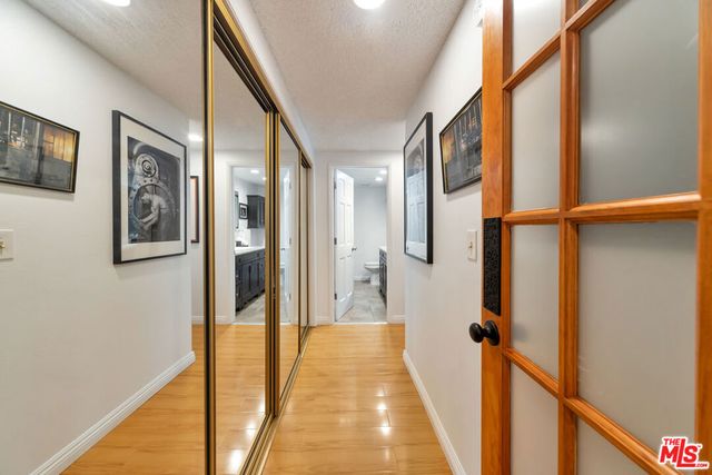 5650 Sumner Way 104, Culver City, CA 90230
