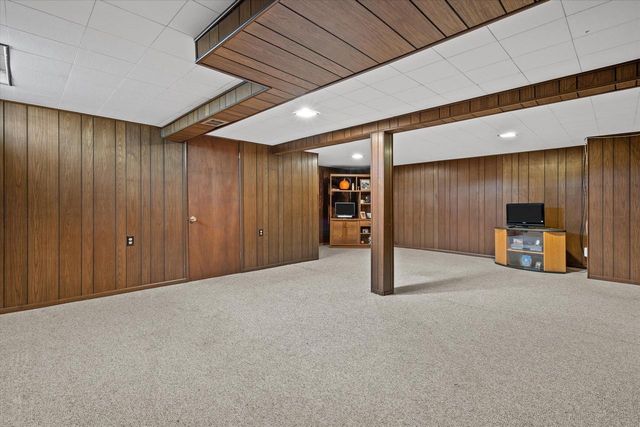 5661 S 24th STREET, Milwaukee, WI 53221