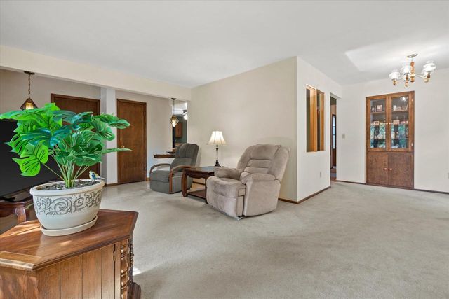 5661 S 24th STREET, Milwaukee, WI 53221