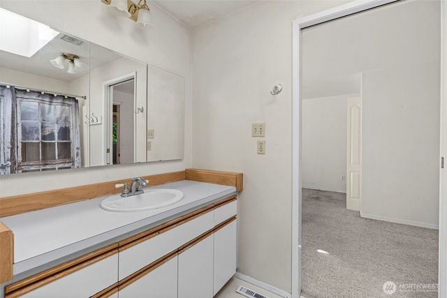 5444 21st Court NE, Olympia, WA 98516