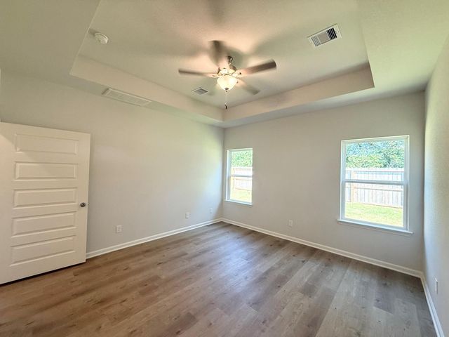 15455 Foresail Ln, South Houston, TX 77053