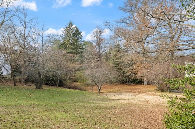 Ladd Road, Bronx, NY 10471