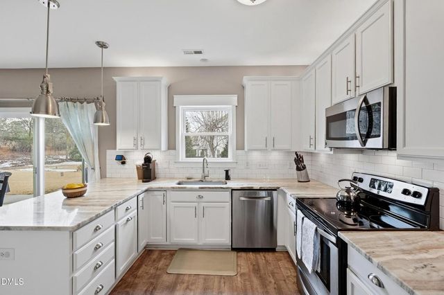 304 Wellspring Drive, Holly Springs, NC 27540