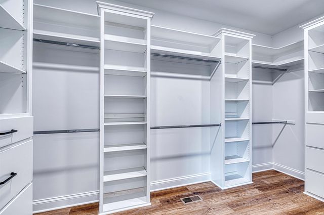 1595 Victoria Woods Drive, Boonville, IN 47601