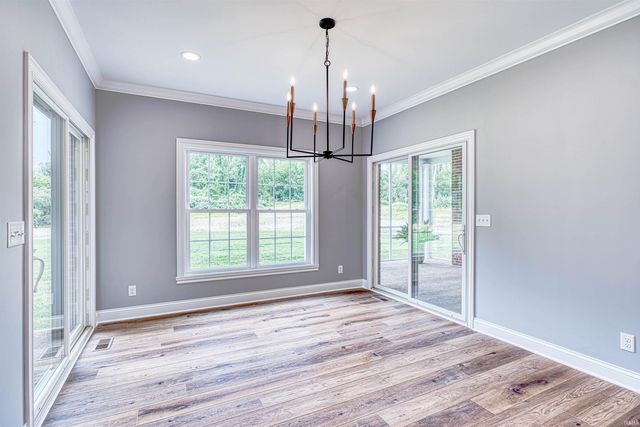 1595 Victoria Woods Drive, Boonville, IN 47601