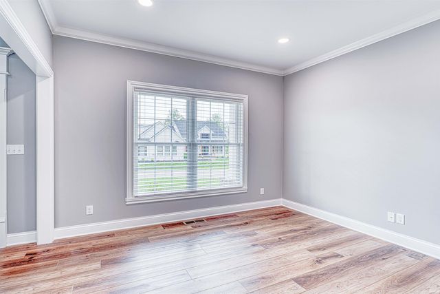 1595 Victoria Woods Drive, Boonville, IN 47601