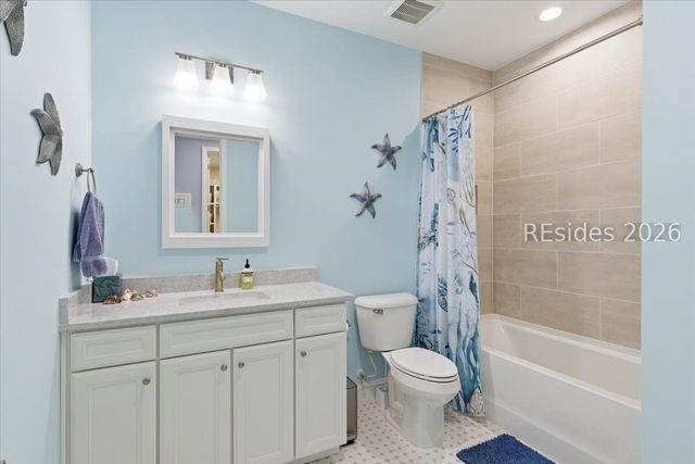 402 Spongecake Dr, Hardeeville, SC 29927