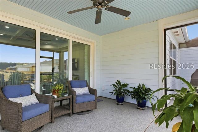 402 Spongecake Dr, Hardeeville, SC 29927