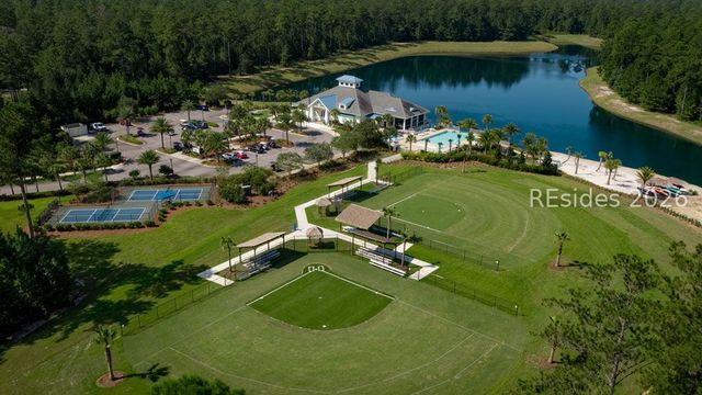 402 Spongecake Dr, Hardeeville, SC 29927