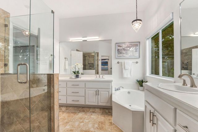 110 Cross Creek, Lakeway, TX 78734