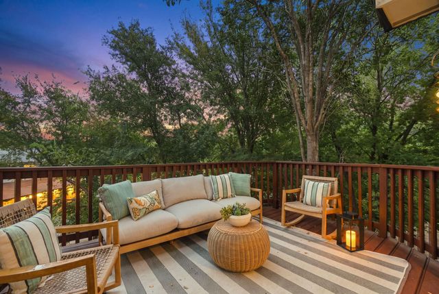 110 Cross Creek, Lakeway, TX 78734