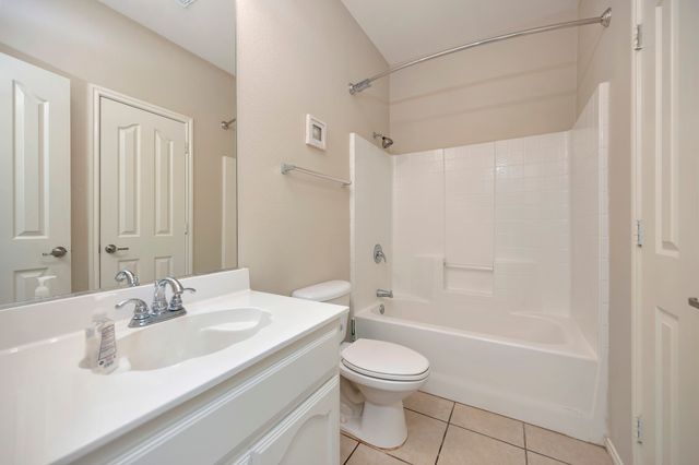 12901 Farmington Drive, Fort Worth, TX 76244