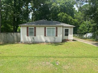2221 Avalon Road, Columbus, GA 31907