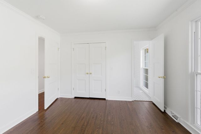 6617 Ellesmere Rd, Nashville, TN 37205