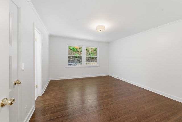 6617 Ellesmere Rd, Nashville, TN 37205