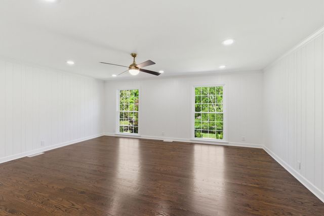 6617 Ellesmere Rd, Nashville, TN 37205