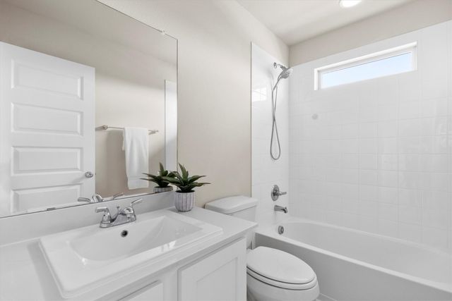 2825 Caroline Street, Royse City, TX 75189