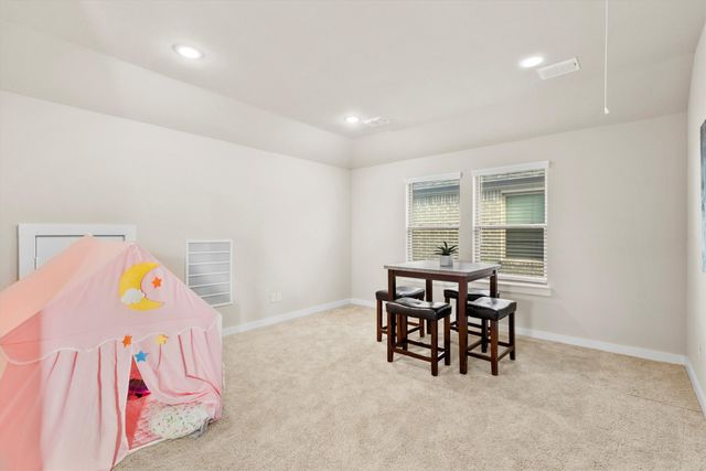 2825 Caroline Street, Royse City, TX 75189