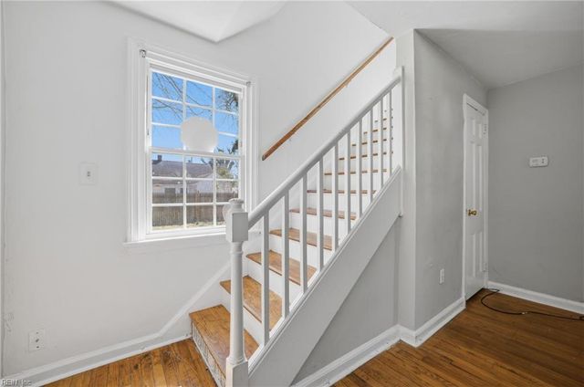 942 20th ST, Newport News, VA 23607