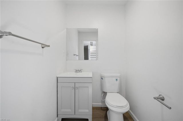 942 20th ST, Newport News, VA 23607