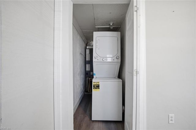 942 20th ST, Newport News, VA 23607